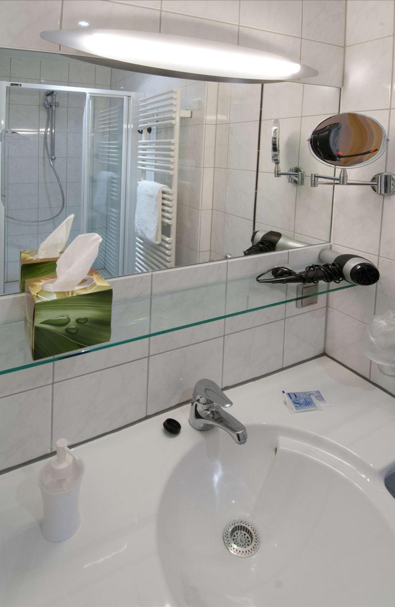 Hotel Garni am Goetheplatz Bad Münster am Stein-Ebernburg Kamer foto